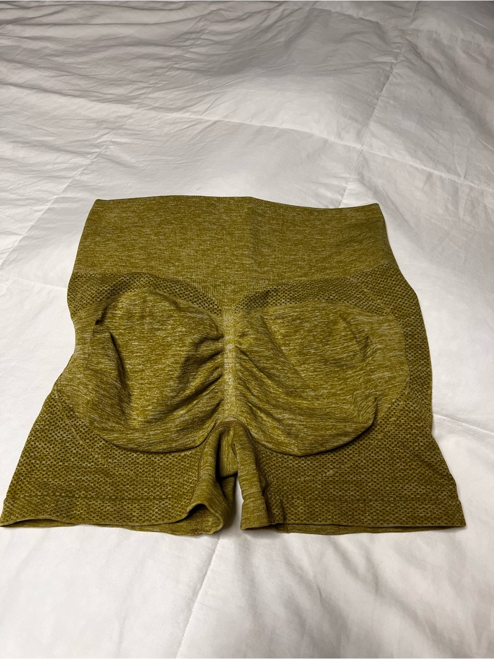 Seamless High-Waist Sculpting Shorts in Olive Green